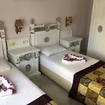 Ξενοδοχείο Larina & Spa 5*