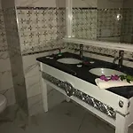 Ξενοδοχείο Larina & Spa Αλάνια