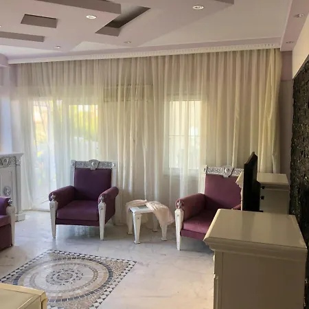 Larina & Spa 5*